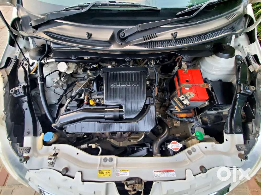 Maruti Suzuki Swift Vxi 2016