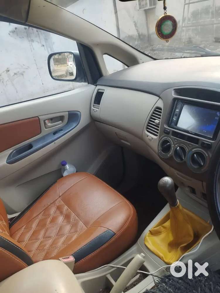 Toyota Innova 2011 Diesel 200000 Km