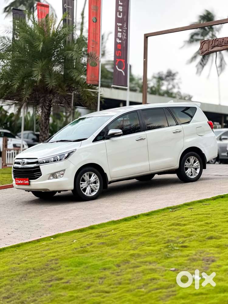 Toyota Innova Crysta 2016/17 Diesel Version