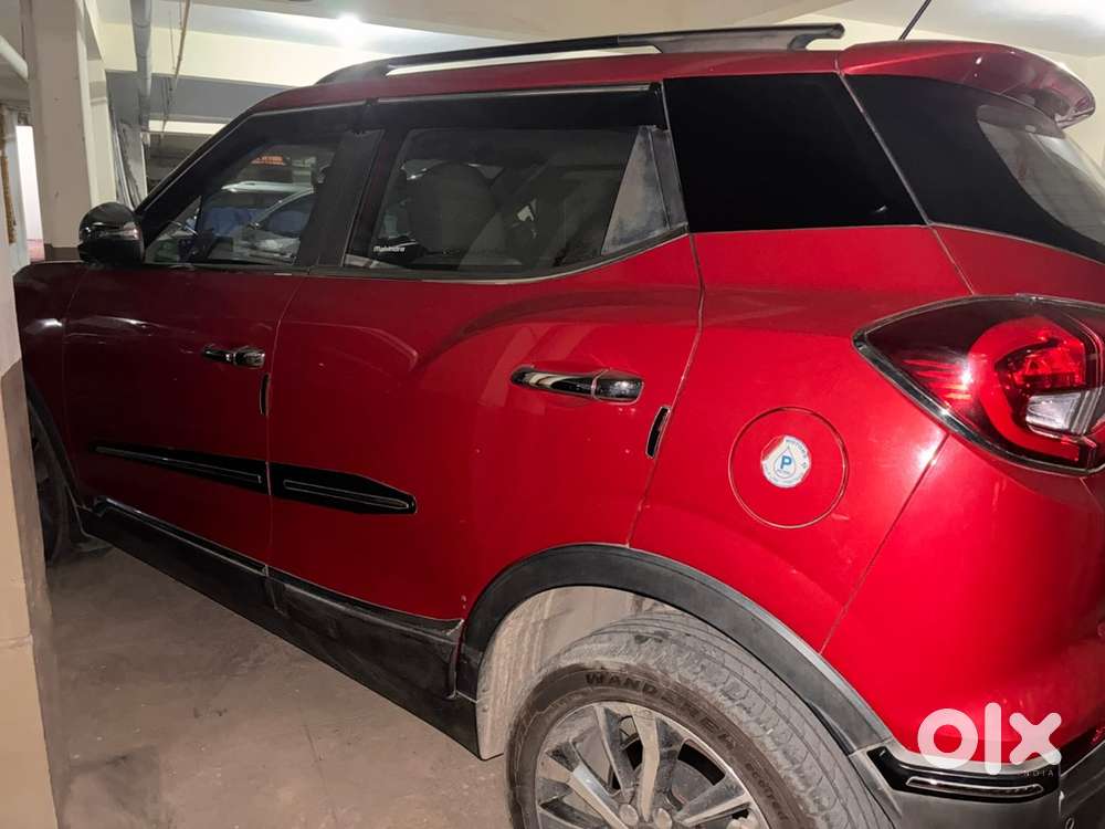 Mahindra Xuv300 2021 Petrol Well Maintained