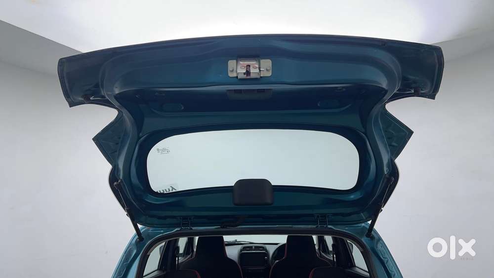 Renault Kwid 1.0 Rxt Amt, 2022, Petrol