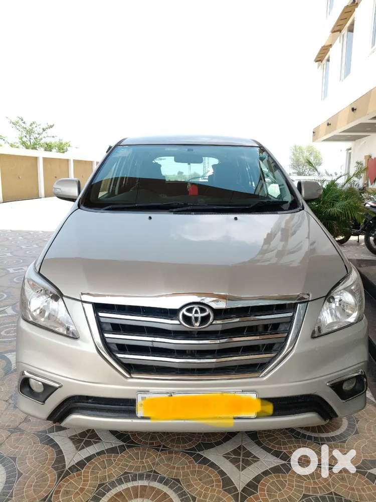 Toyota Innova 2015 Diesel 155000 Km Driven