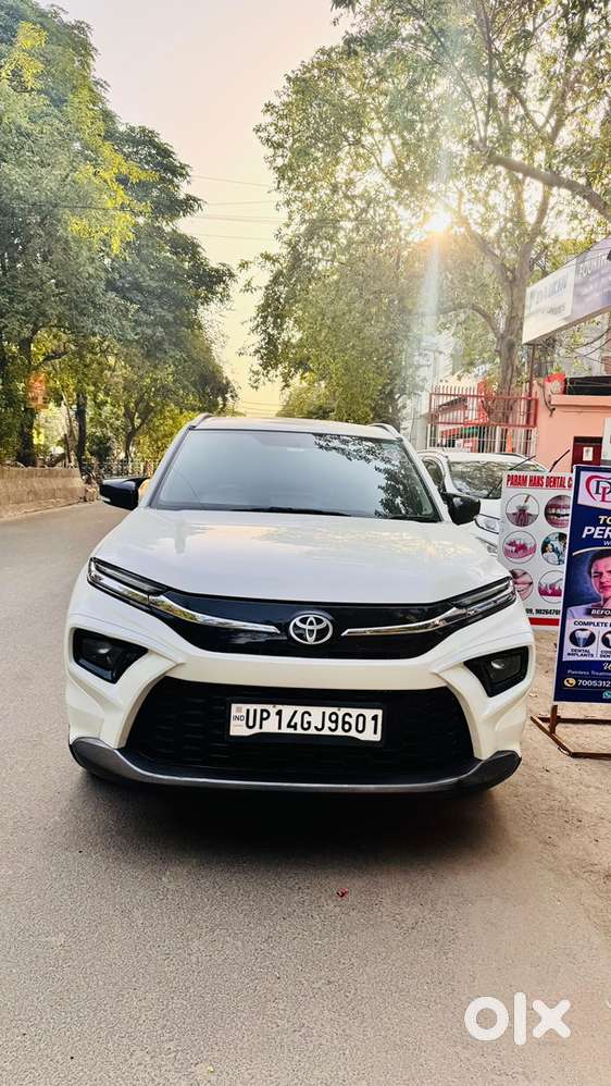 Toyota Petrol Manual 2025