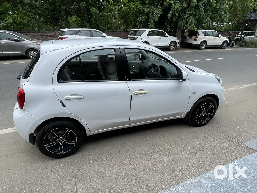 Nissan Micra Xv Cvt, 2015, Petrol
