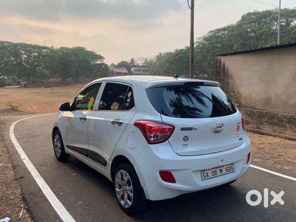 Hyundai Grand I10 2015 Petrol 84000 Km Driven