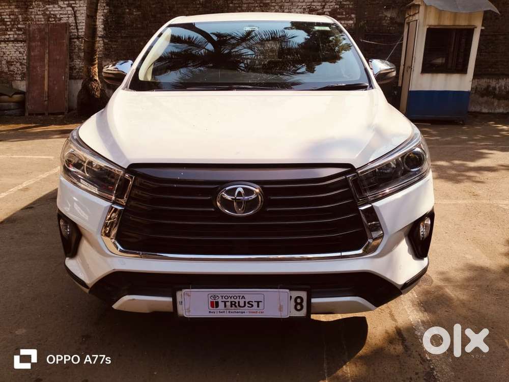 Toyota Innova Crysta 2022 Petrol Automatic 80000 Km