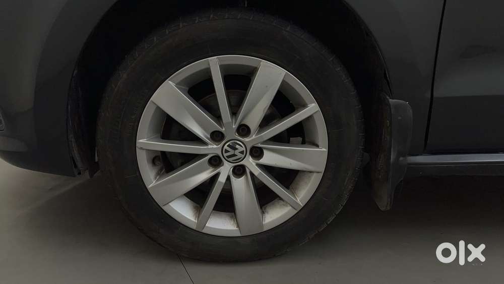 Volkswagen Polo 2009-2013 Petrol Highline 1.2l, 2017, Petrol