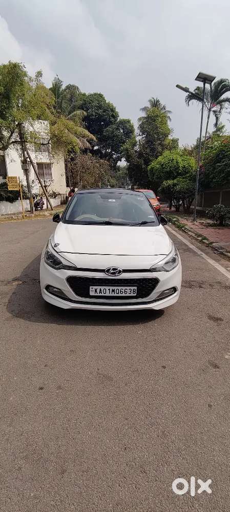 Hyundai I20 Asta (o) 2017 Petrol Vtvt Mt Top Model Dual Tone