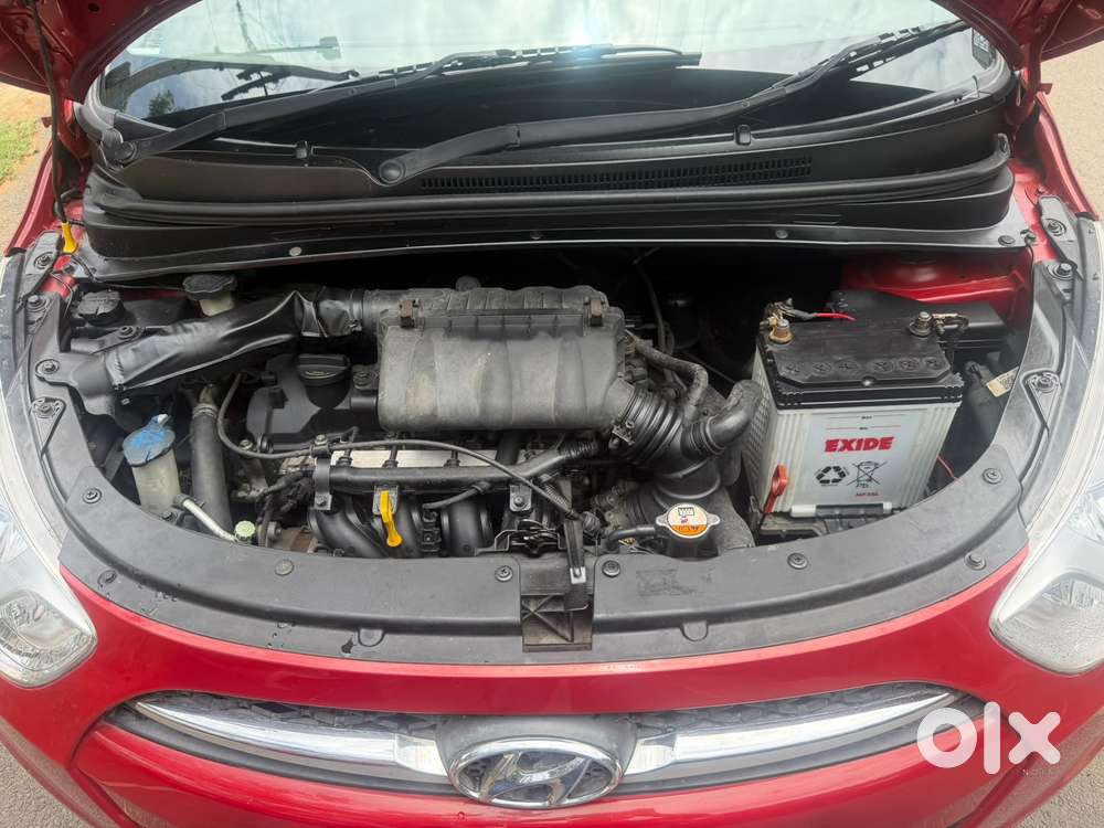 Hyundai I10 Sportz At, 2013, Petrol