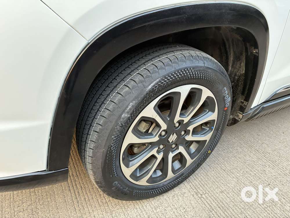 Maruti Suzuki Grand Vitara 1.5 Zeta Plus Dual Tone Intelligent Hybri..