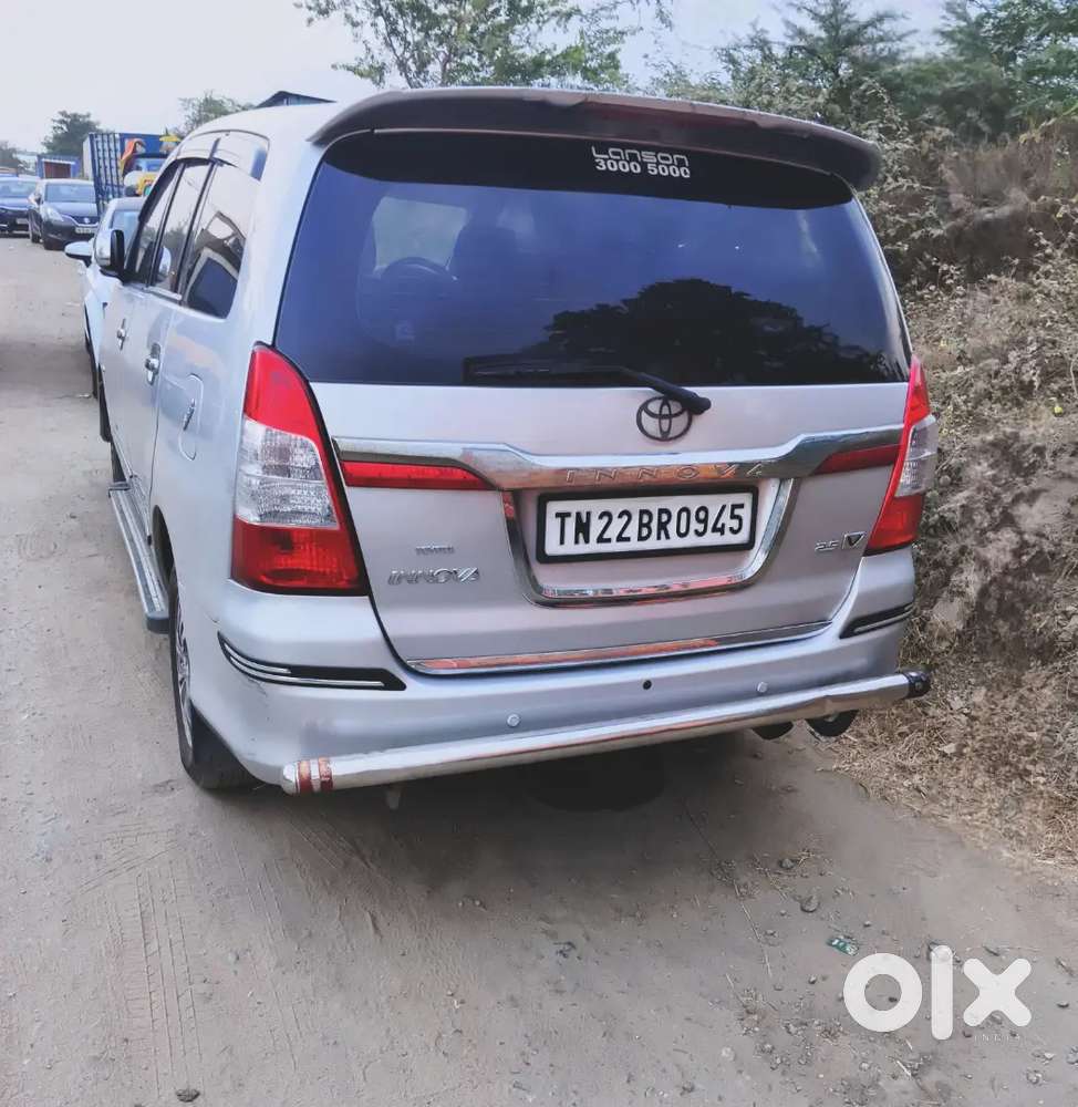 Toyota Innova 2010