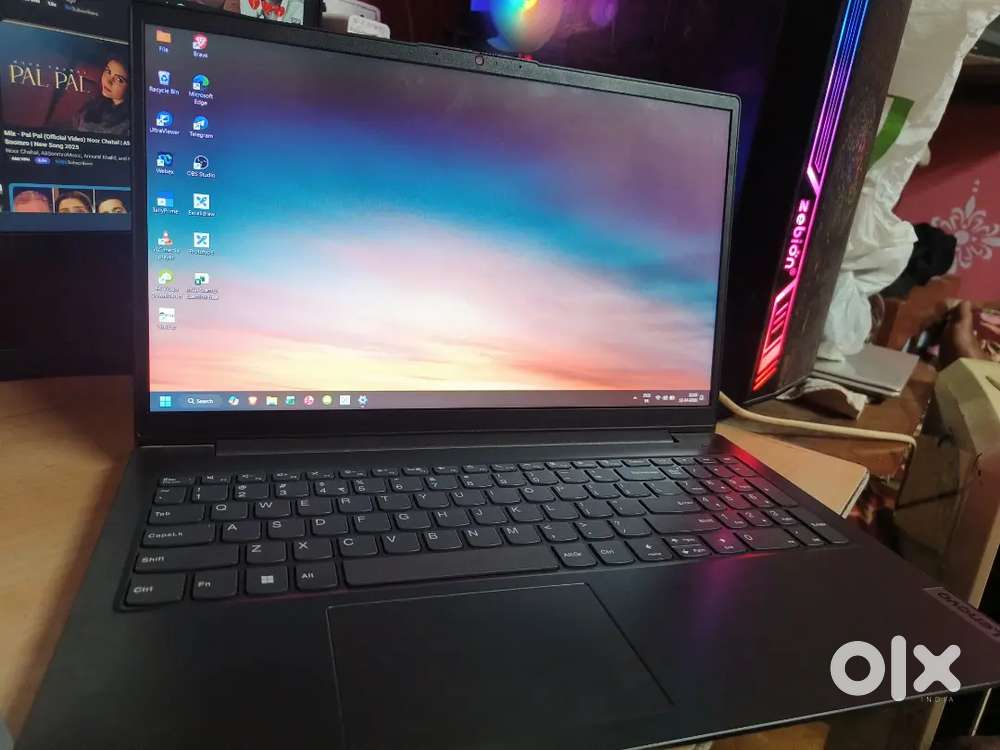 Lenevo v15  4 Core processor, 8GB ram and 512GB ssd