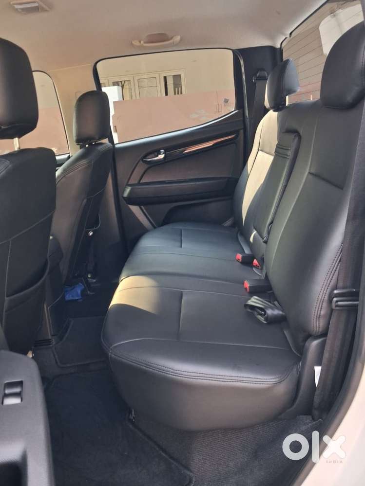 Isuzu D-max V-cross Z 4x4 Mt, 2024, Diesel