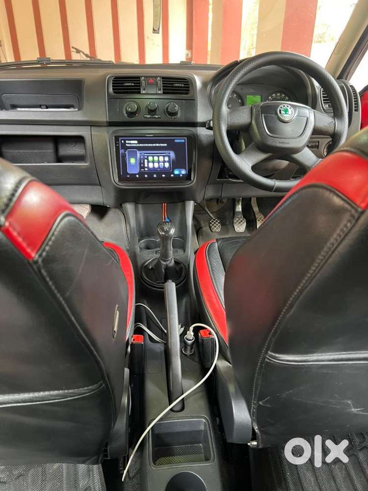 Skoda Fabia 2011 Petrol 94682 Km Driven 999.   50.  64.  999