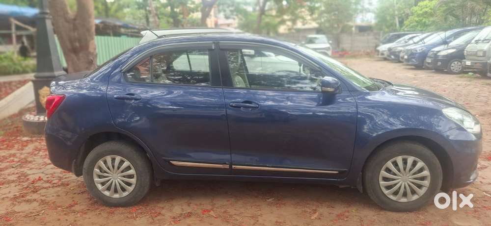 Maruti Suzuki Dzire 1.2 Vxi, 2016, Petrol