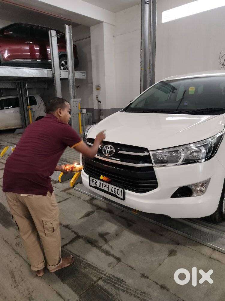 Toyota Innova Crysta 2.4 V, 2017, Diesel
