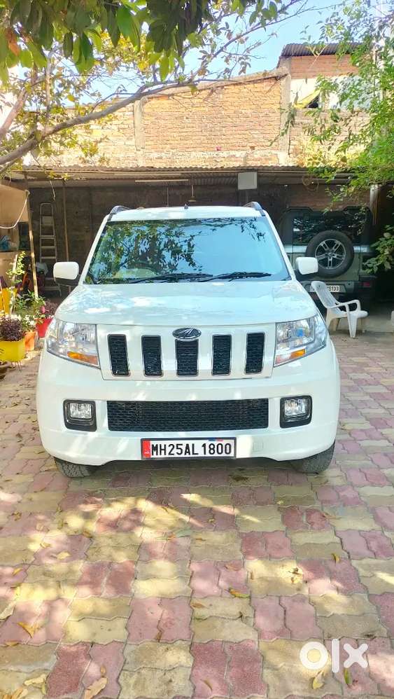 Mahindra Tuv 300 2018 Diesel 140000 Km Driven