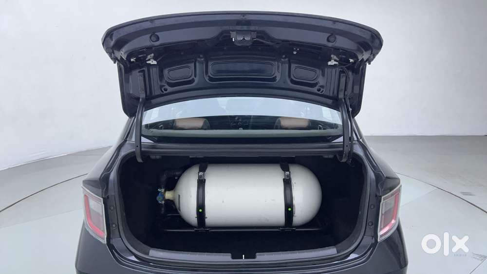 Hyundai Aura 1.2 Sx Cng, 2023, Cng & Hybrids