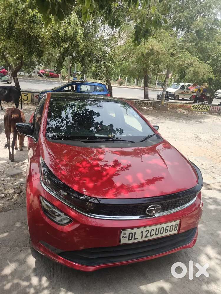 Tata Altroz 2021 Diesel Red Color For Sale - 39000 Km Driven