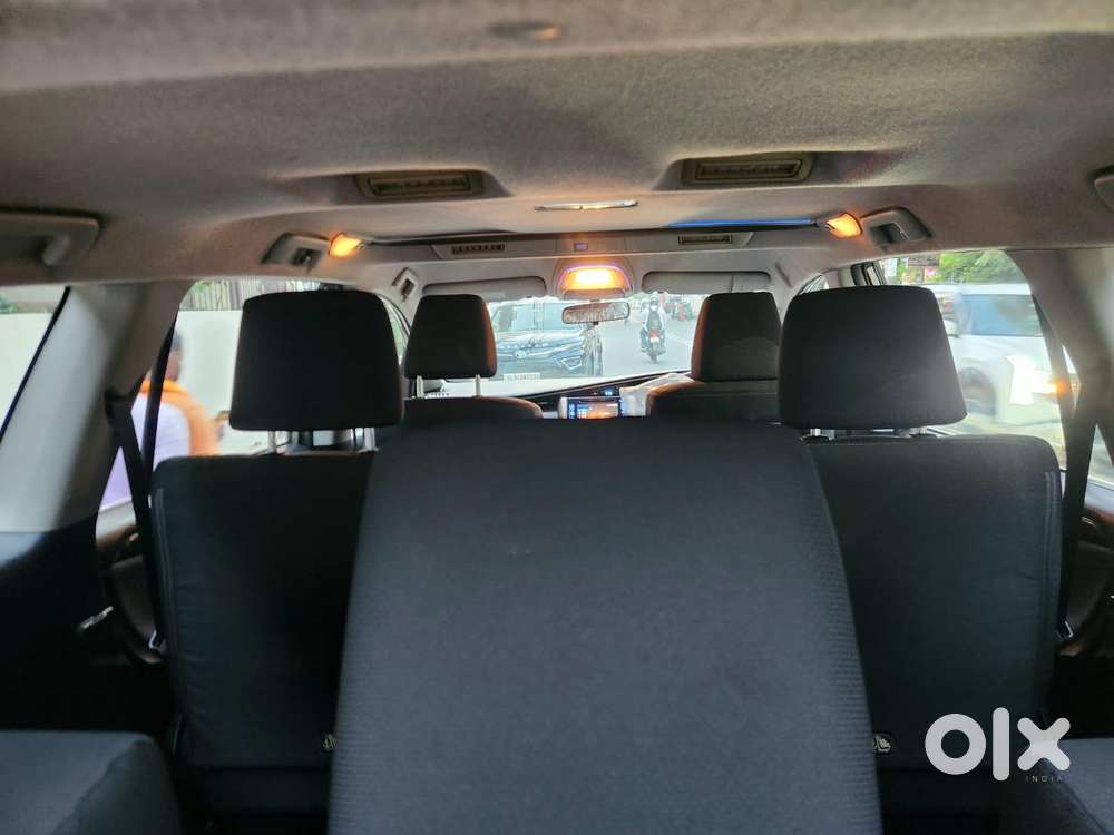 Toyota Innova Crysta 2.4 Vx Mt, 2016, Diesel