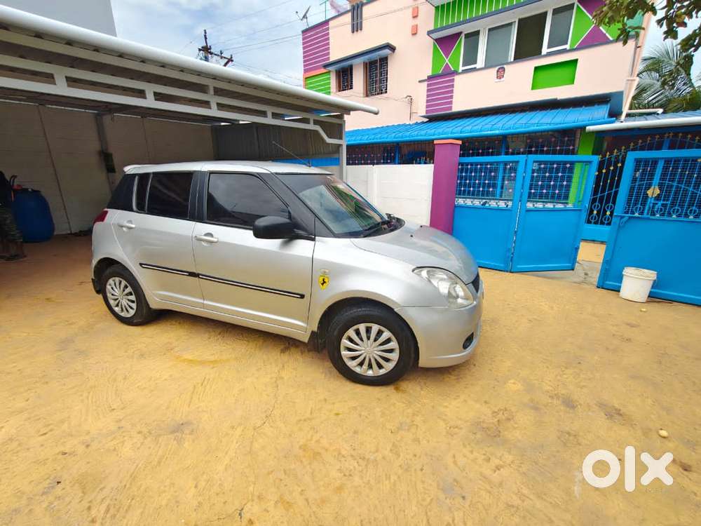 Maruti Suzuki Swift Vxi + Manual, 2006, Petrol