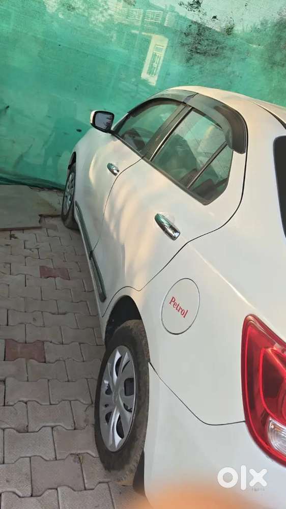 Maruti Suzuki Dzire 2021