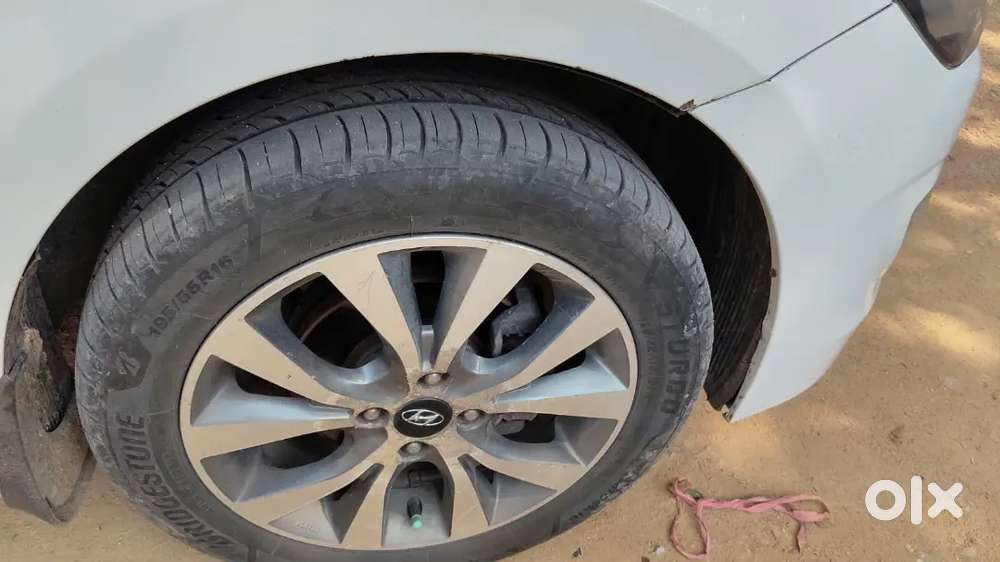 Hyundai Verna Diesel Manual 13595 Km 2015