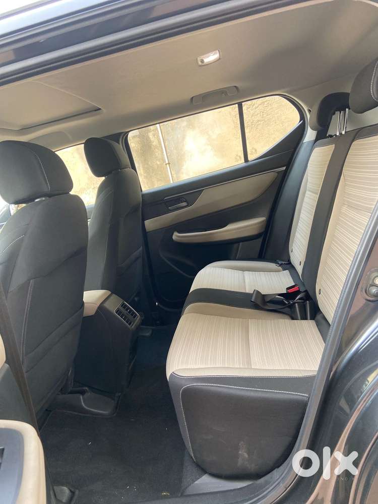 Honda Elevate Vx Cvt, 2023, Petrol