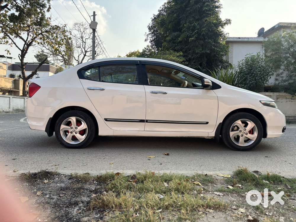 Honda City V Mt Exclusive, 2013, Petrol
