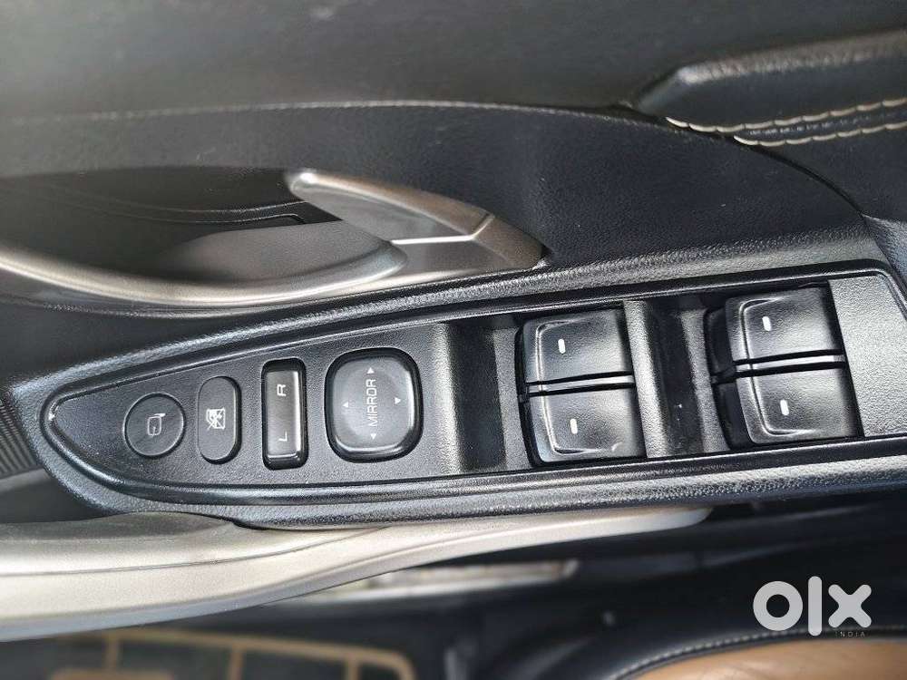 Mahindra Xuv500 W11 Option At, 2018, Diesel