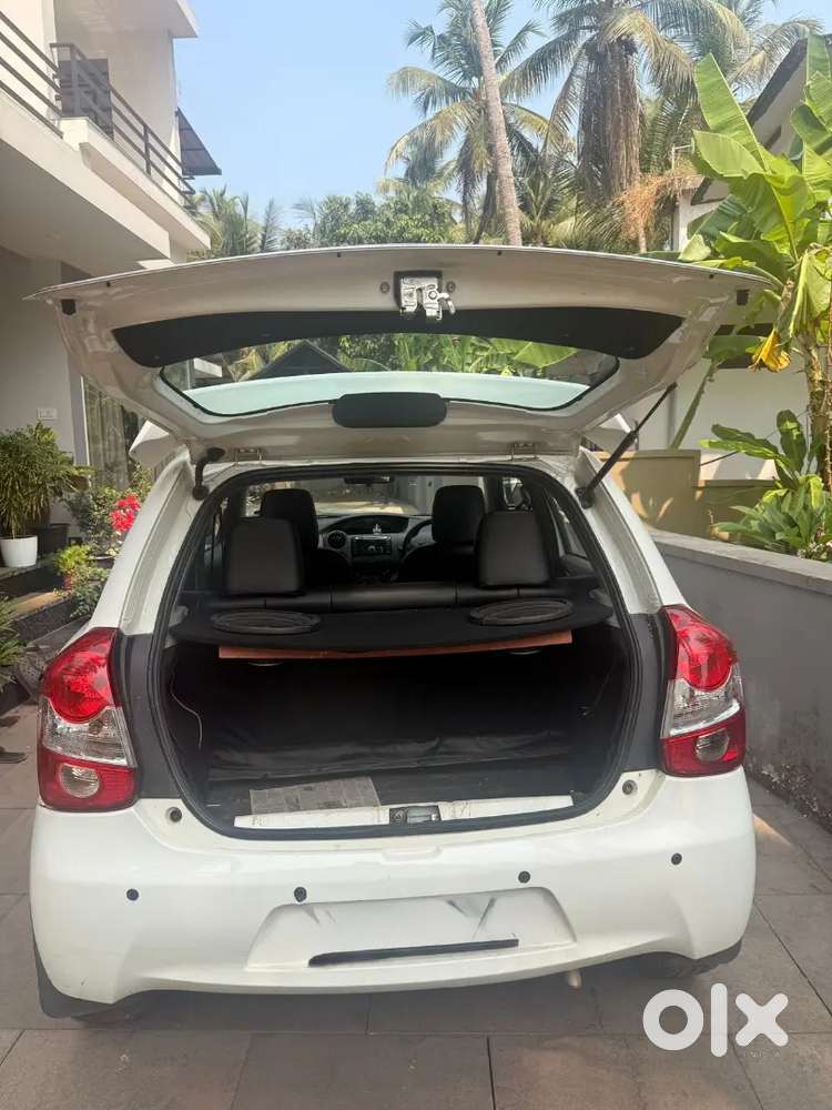 Toyota Etios Liva 2013 Petrol 74000 Km Driven