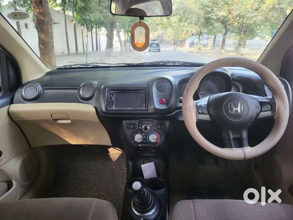 Honda Amaze 2015 Petrol Well Maintained