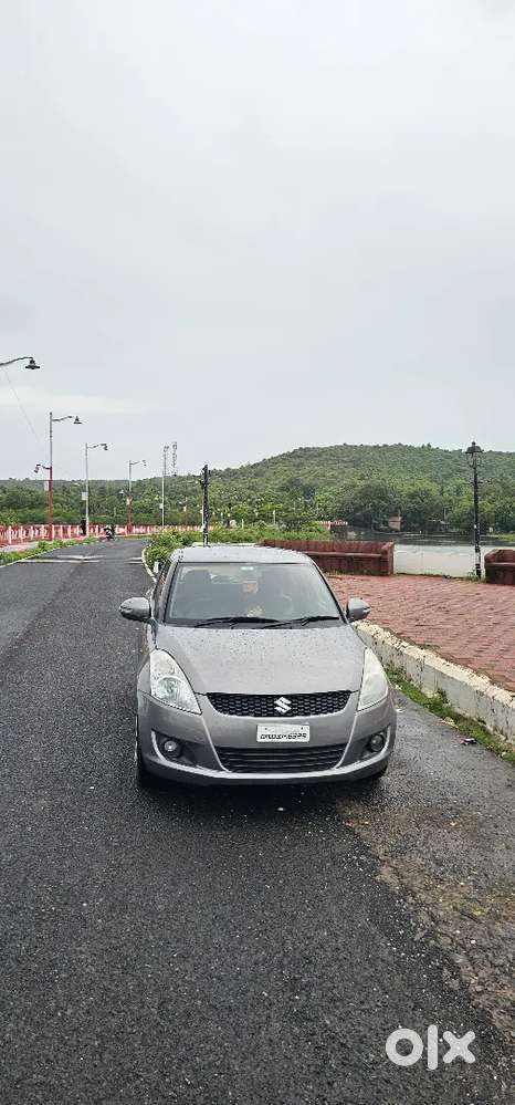 Maruti Suzuki Swift Vxi 2014