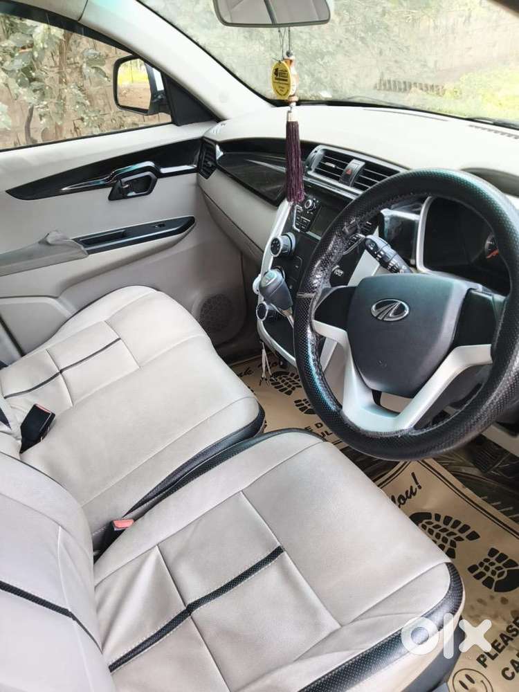 Urgent Sale Mahindra Kuv 100 2016 Petrol Good Condition