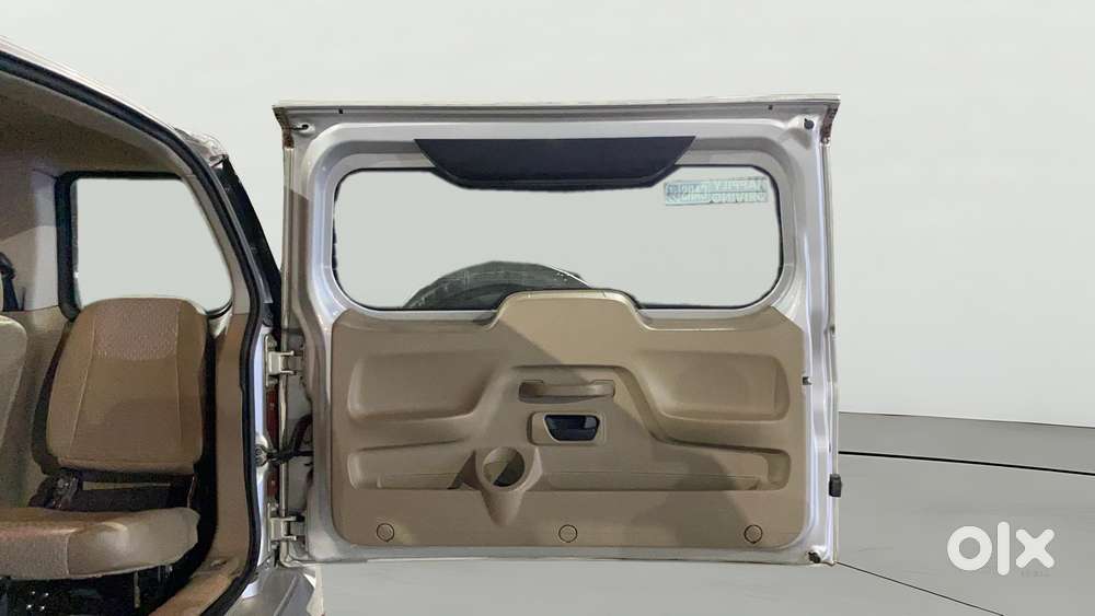 Mahindra Tuv 300 T6, 2017, Diesel