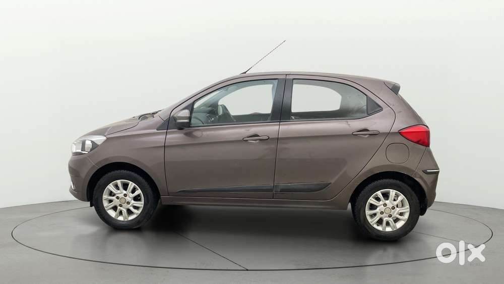 Tata Tiago 1.2 Revotron Xza, 2018, Petrol