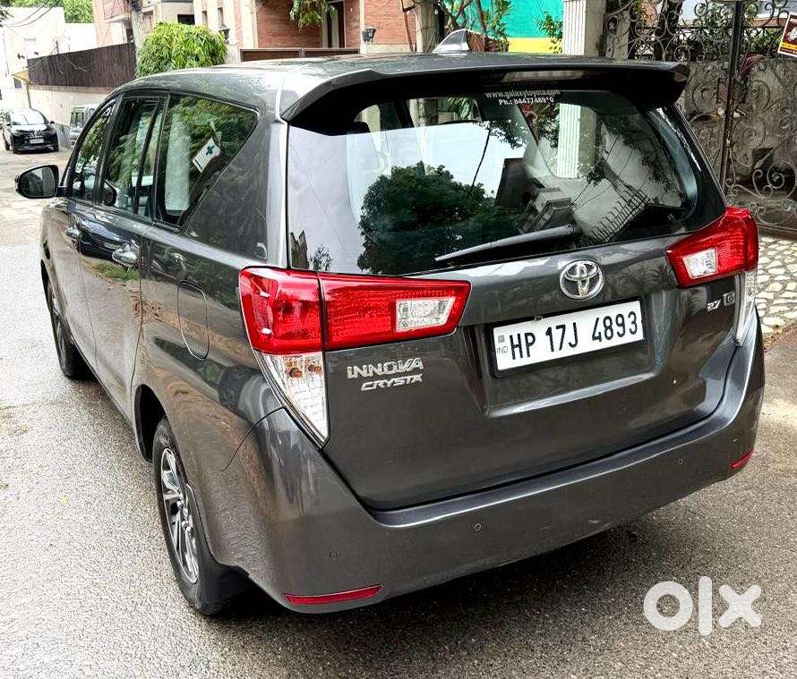 Toyota Innova Crysta [2020-ongoing] 2.7 Gx At 7 Str, 2021, Petrol