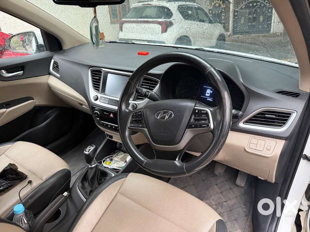 Hyundai Verna 2018 Petrol 65000 Km Driven