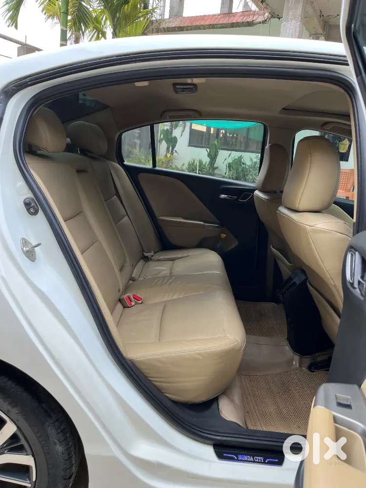 Honda City Zx 2017 Petrol With Sunroof
