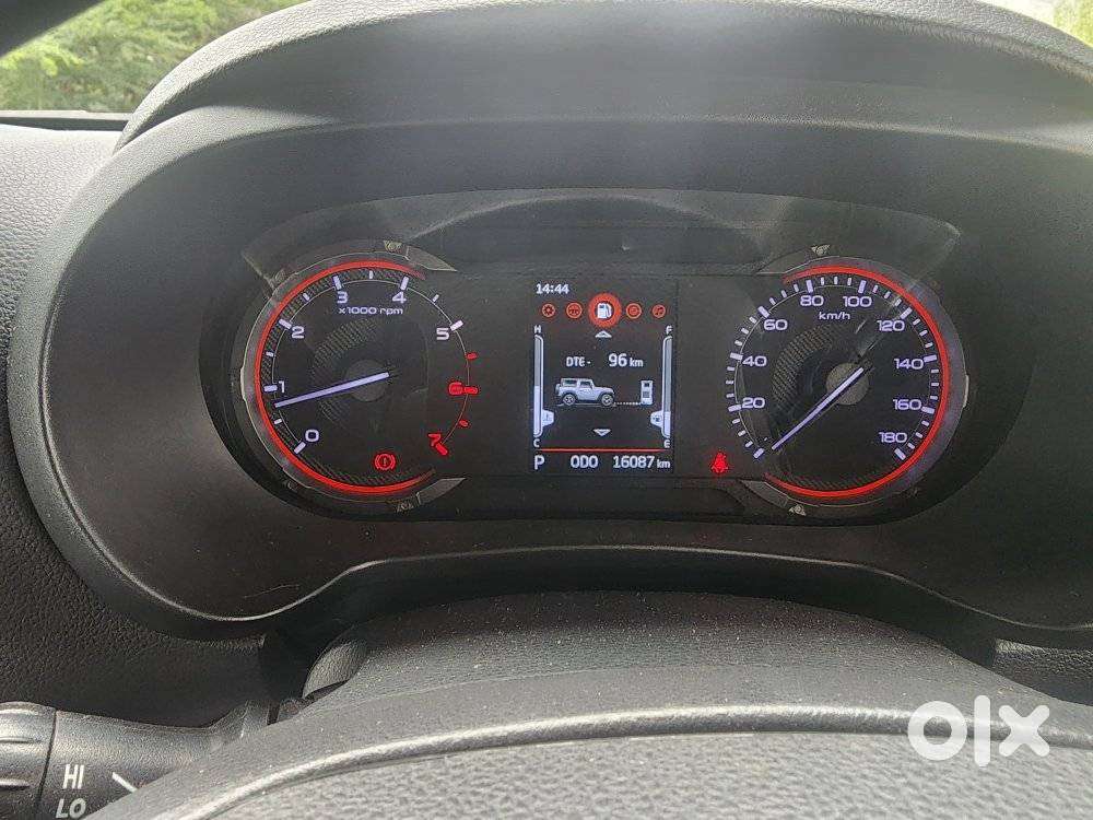Mahindra Thar Lxt P At 2wd Ht, 2024