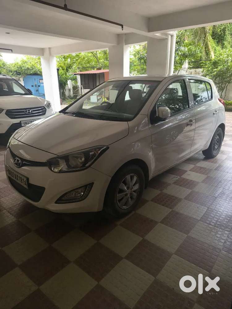 Hyundai I20 2013 Petrol 77300 Km Driven