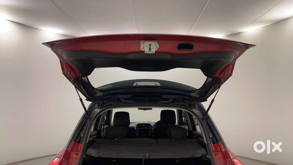 Maruti Suzuki Vitara Brezza 1.5 Zxi Plus Dual Tone, 2022, Petrol