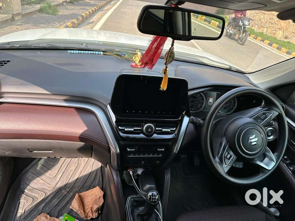 Maruti Suzuki Grand Vitara 2023 Hybrid Manual