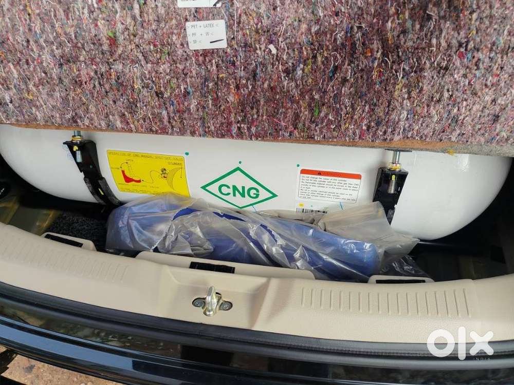 Maruti Suzuki Ertiga Vxi (o) Cng, 2026, Cng & Hybrids