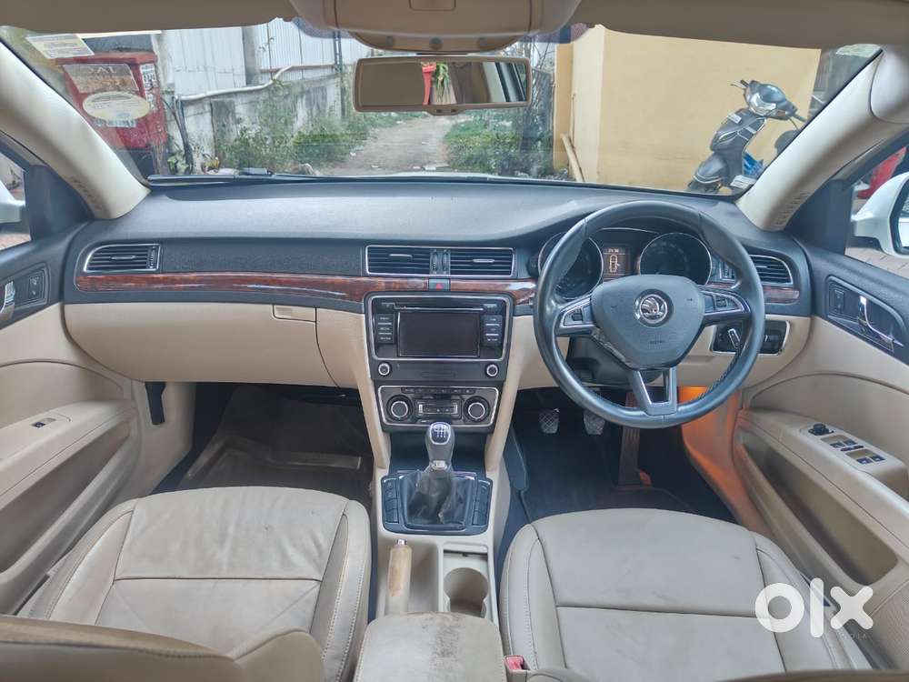 Skoda Superb 2013-2015 Elegance 1.8 Tsi Mt, 2015, Petrol