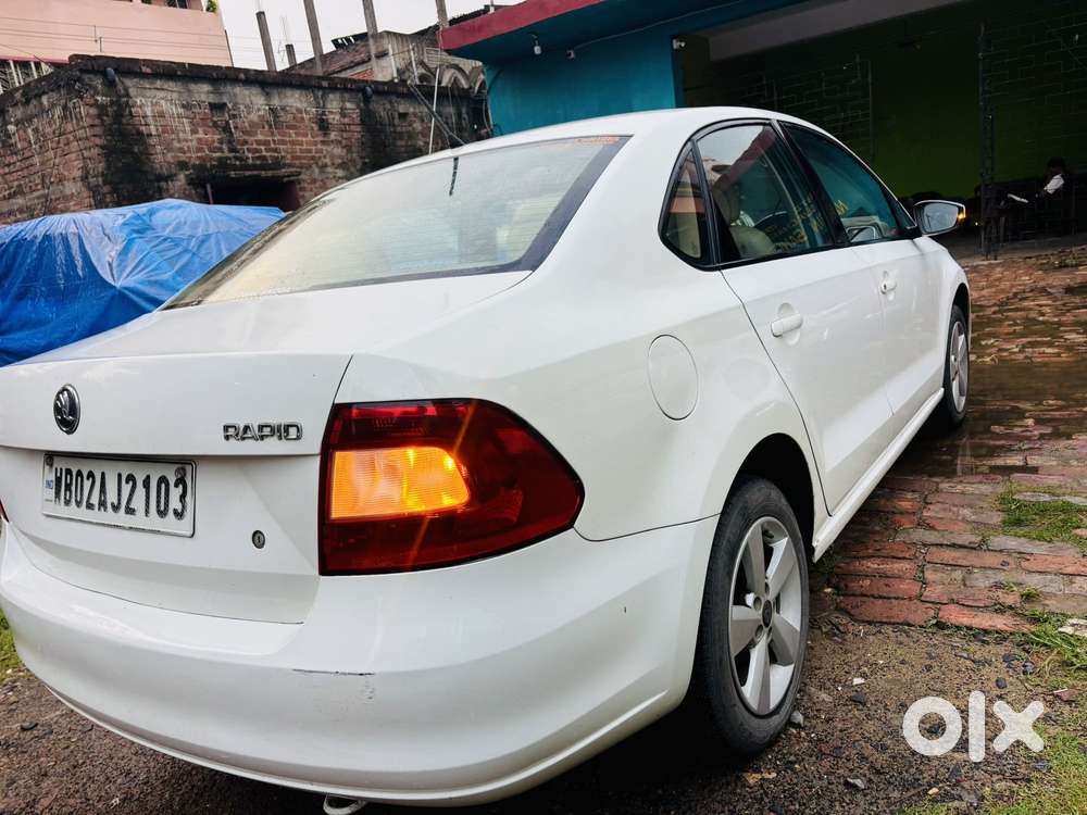 Skoda Rapid 1.6 Mpi Ambition, 2016, Petrol