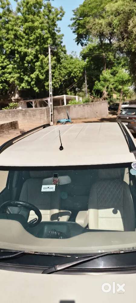Mahindra Tuv 300 2016 Diesel 73000 Km Driven