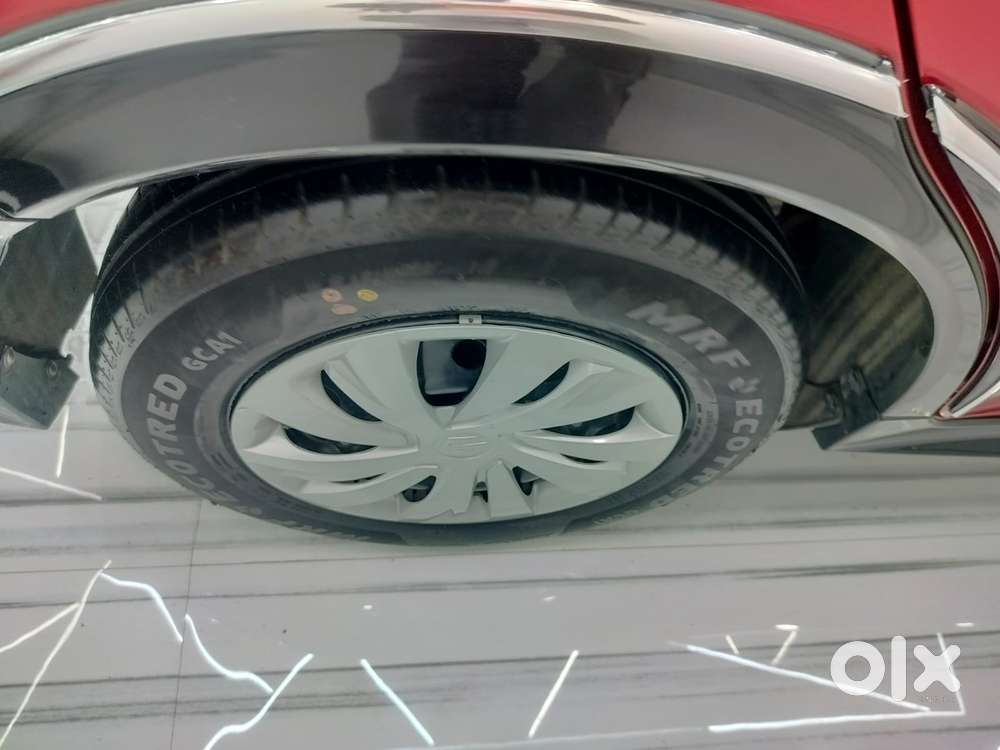 Maruti Suzuki Swift Vxi + Manual, 2025, Petrol