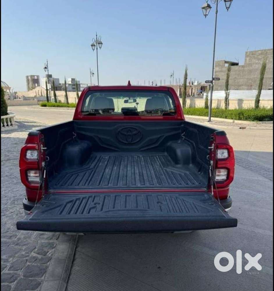 Toyota Hilux 2.8 High 4x4 Mt, 2024, Diesel