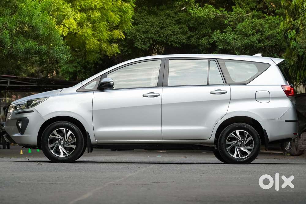 Toyota Innova Crysta [2020-ongoing] 2.4 Gx 7 Str, 2021, Diesel